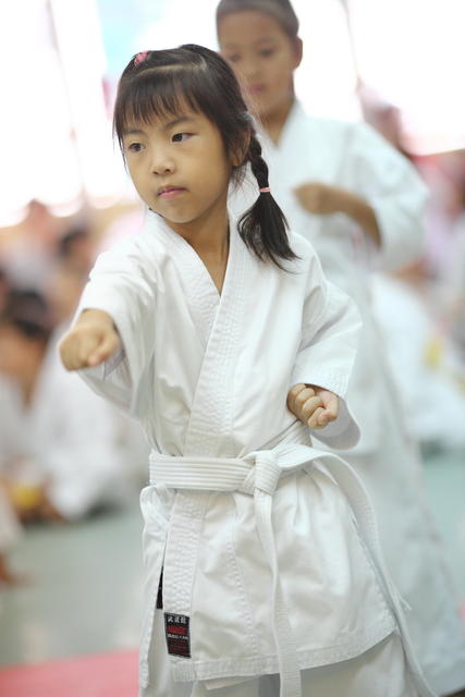 2009-10-11-Karate test 042 resize