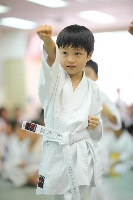 2009-10-11-Karate test 043 resize