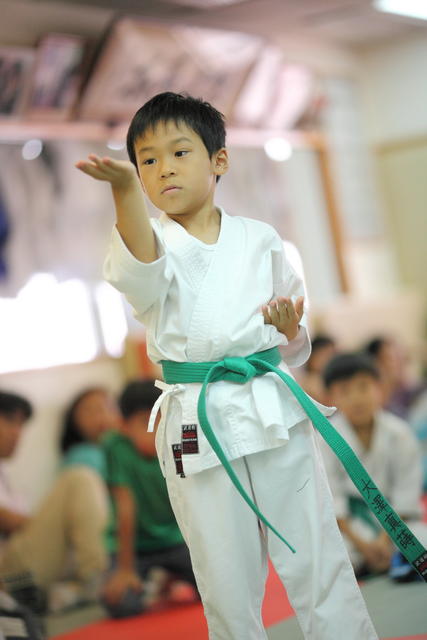 2009-10-11-Karate test 087 resize