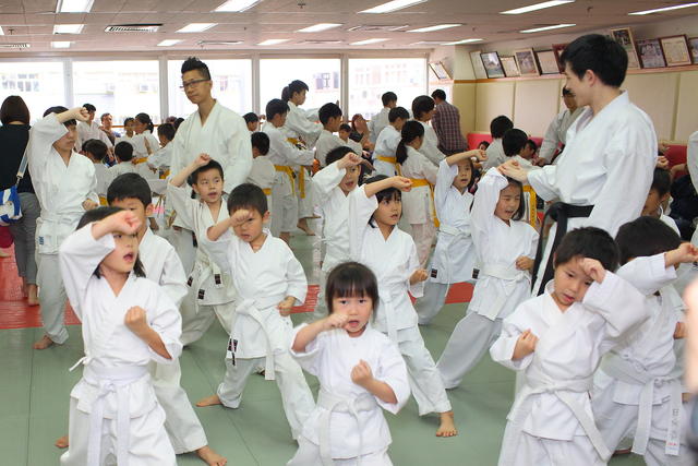 2013-04-28-Karate test011