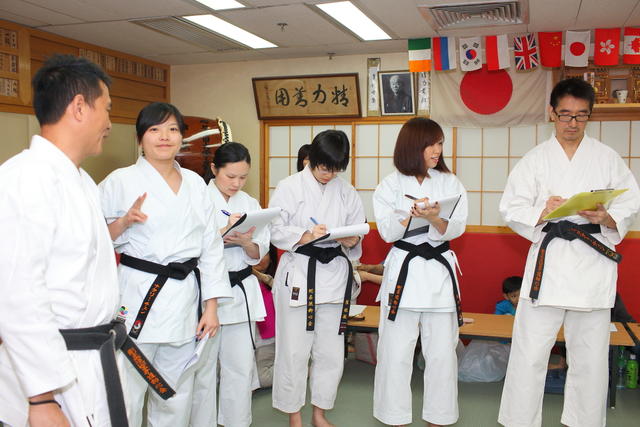 2013-04-28-Karate test020